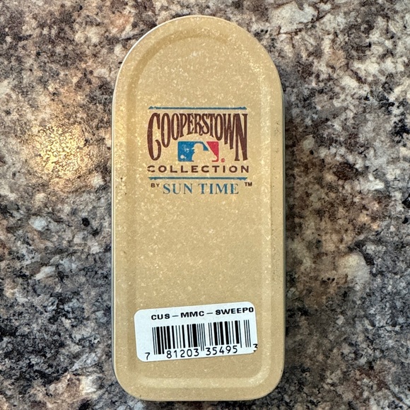 Mark McGwire St. Louis Cardinals 70 Home Runs Commemorative Cooperstown WatchNEW - Picture 5 of 5